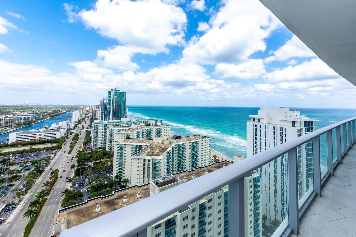 Lyfe Resort & Residences Hollywood Exterior photo