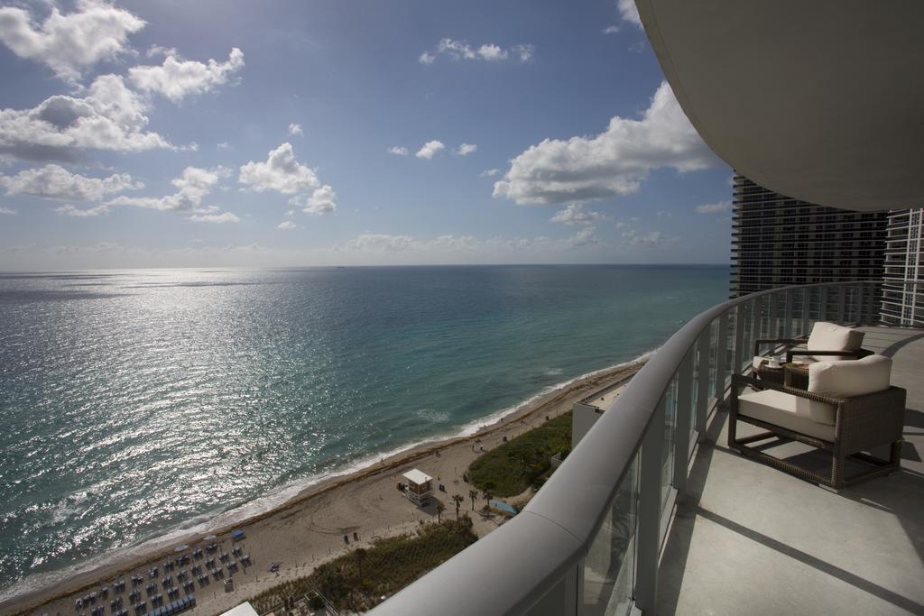 Lyfe Resort & Residences Hollywood Exterior photo